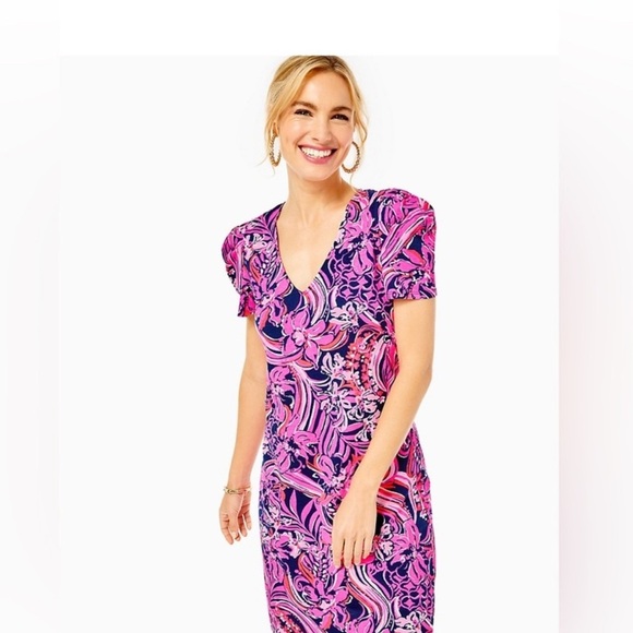 Lilly Pulitzer Dresses & Skirts - Lilly Pulitzer 100% cotton Aleece Floral Dress